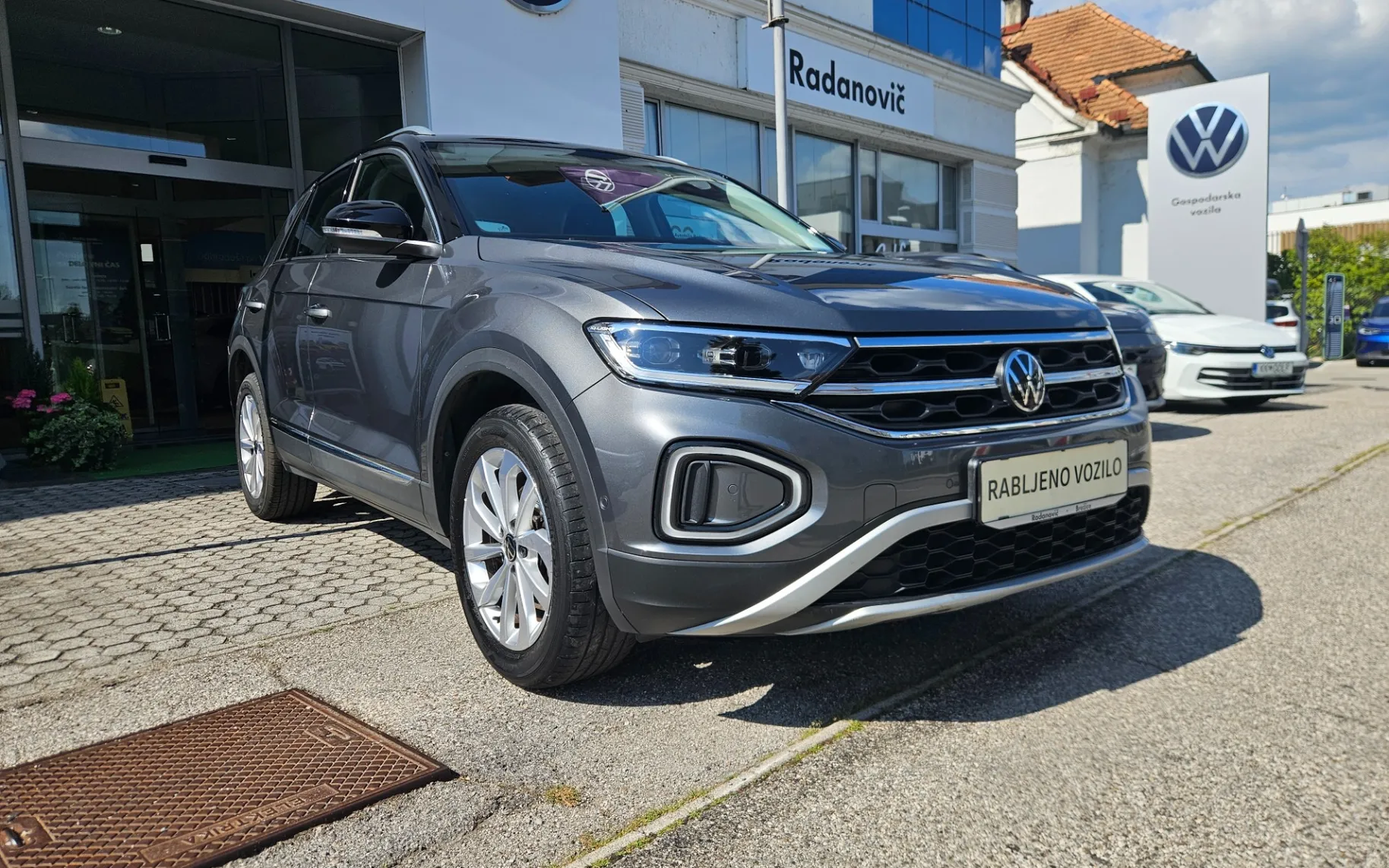 Zunanja slika - Volkswagen T-Roc - 1.5 TSI BMT Style DSG - 1