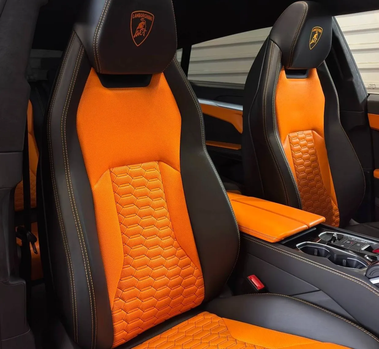 Zunanja slika - Lamborghini Urus - 650KM - PANORAMA - GRET. HLAJ. - KAMERA - HUD ... - 14