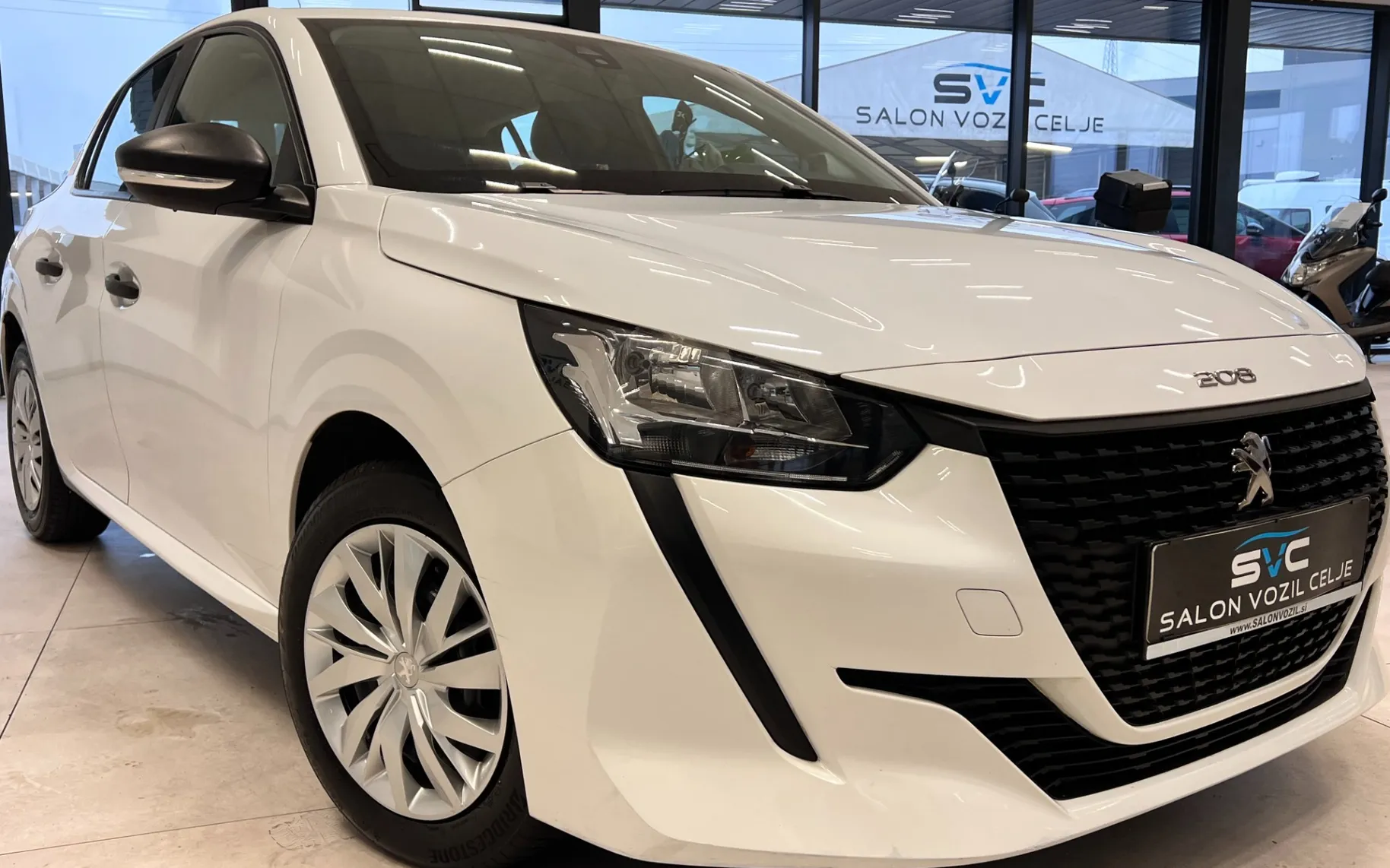 Zunanja slika - Peugeot 208 - 1.2-1.LASTNIK-63.000KM-ODLIČEN-OBROK ŽE 95€ - 5