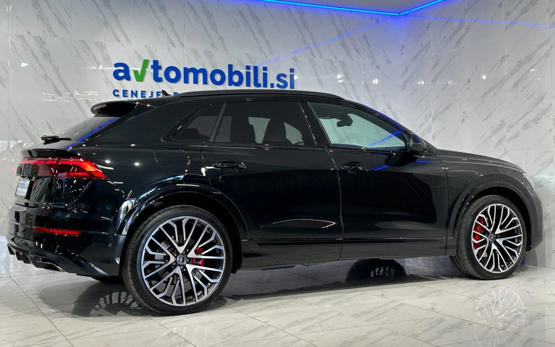 Zunanja slika - Audi Q8 - 50TDI|Q|S-Line|Pano|SoftC|Zračno|ACC|Hlaj|Masaža| - 5