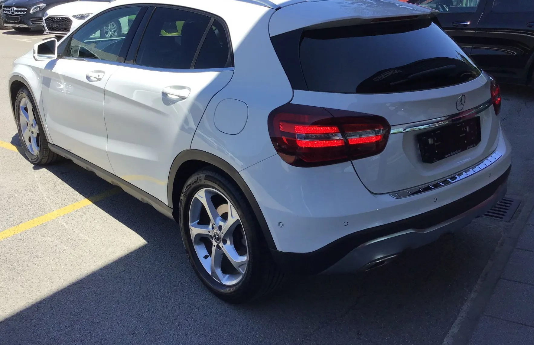 Zunanja slika - Mercedes-Benz GLA-Razred - GLA 180 Urban Avt. - 7