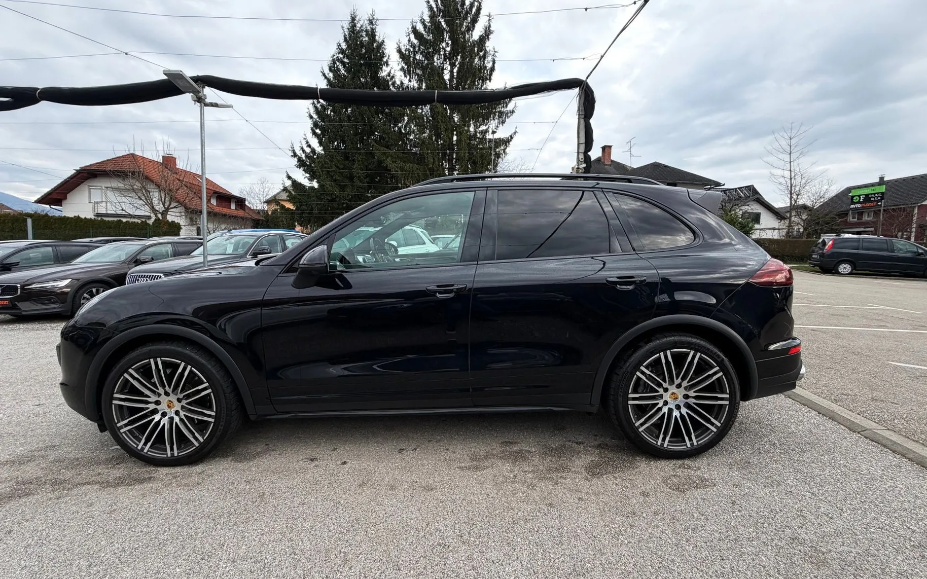 Zunanja slika - Porsche Cayenne - DIESEL 3.0 SLO CHRONO FULL LED ACC PANO ALU21 - 2