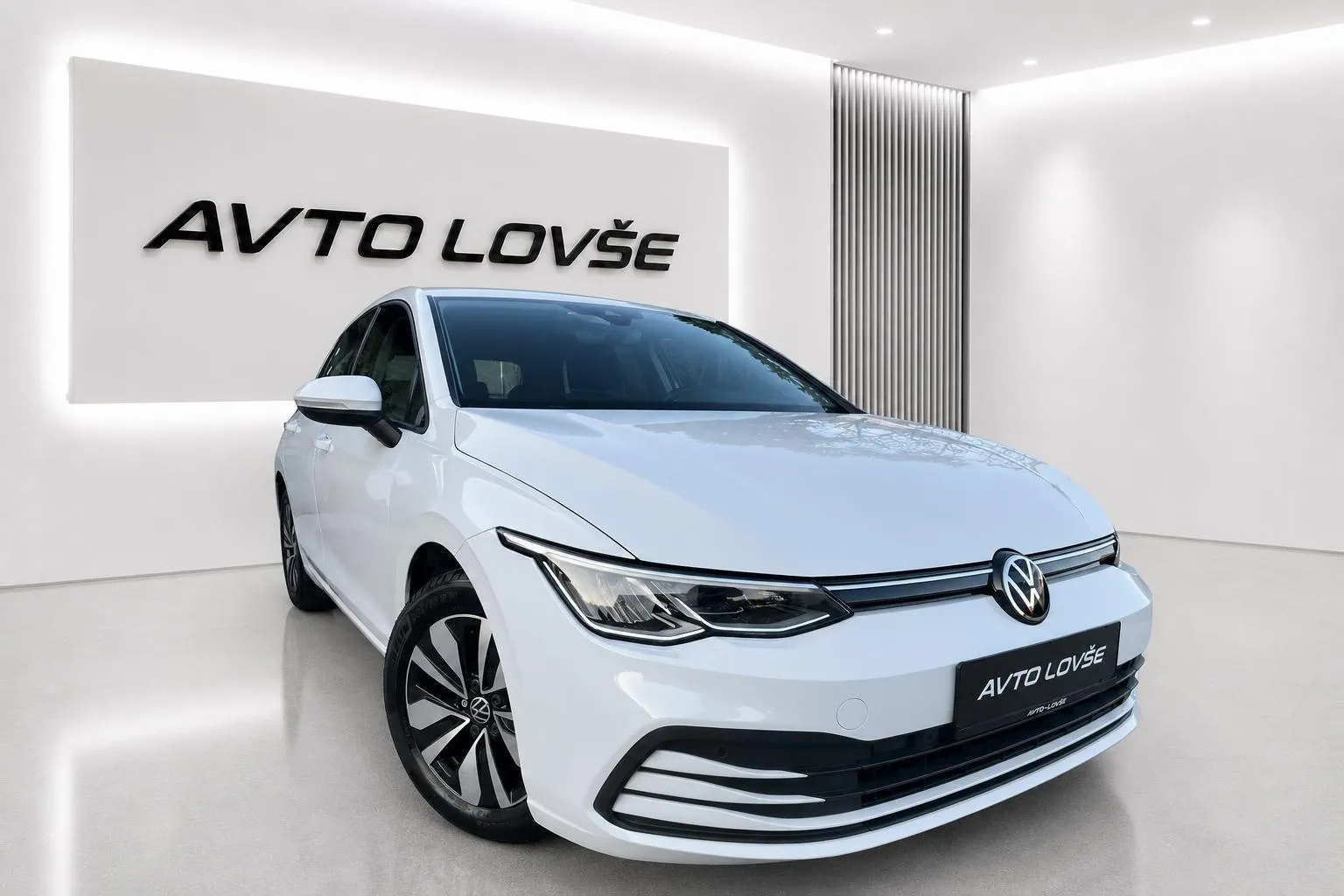 Zunanja slika - Volkswagen Golf - 2.0 TDI BMT-1 LASTNICA-ALU-NAVI-LED-ODLIČEN... - 2