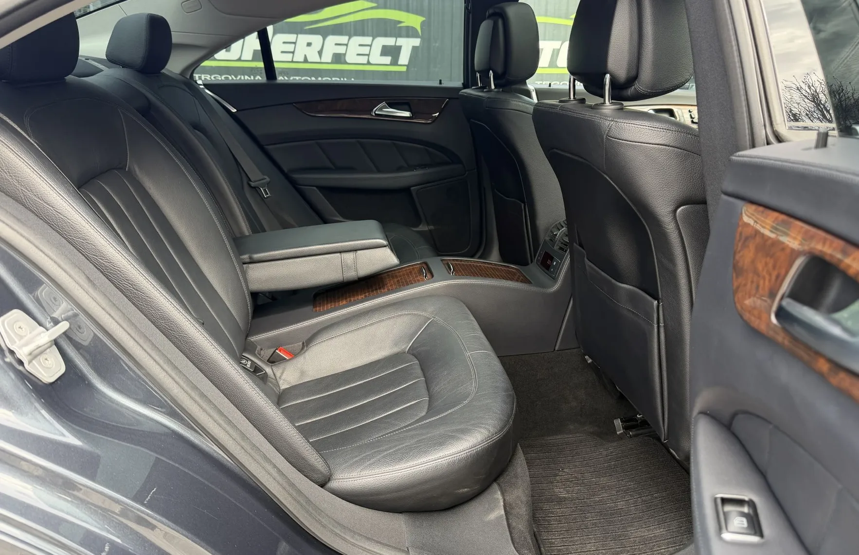 Zunanja slika - Mercedes-Benz CLS-Razred - CLS 350 CDI 4MATIC |H K|KAM|MEMORY|NAVI|LES|GR.S.. - 16