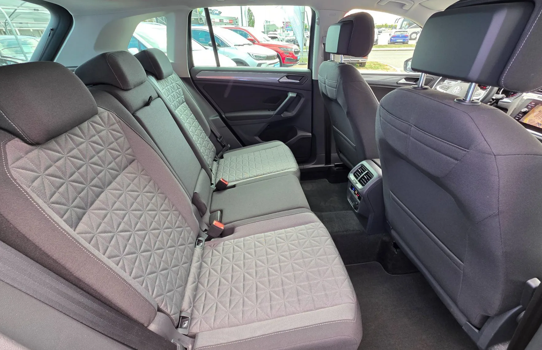Zunanja slika - Volkswagen Tiguan - 2.0 TDI BMT Life DSG-vse asistence - 12