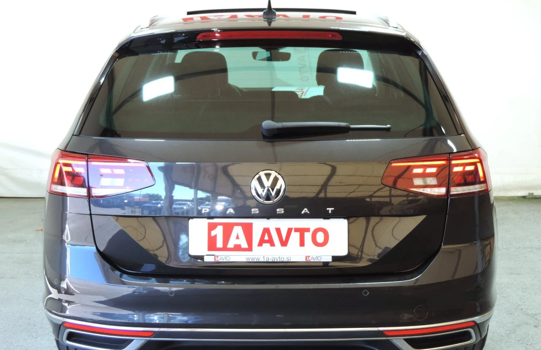Zunanja slika - VW Passat - Variant 2.0 TDI BMT SCR Elegance PANORAMA-ACC-VIRTUAL… - 6