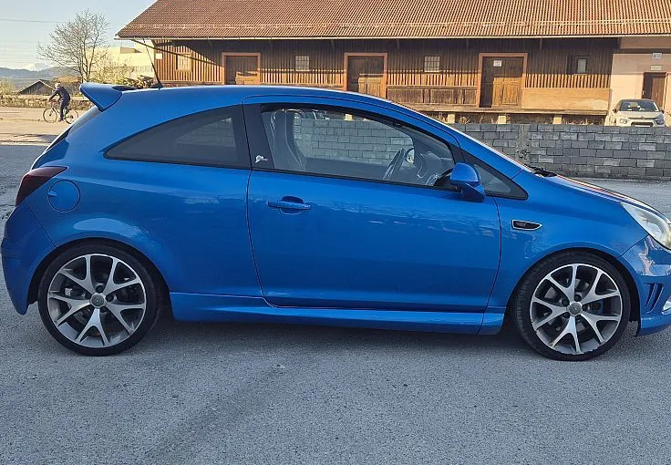 Zunanja slika - Opel Corsa - 1.6 TURBO OPC Nürburgring+ BREZ POLOGA - 4