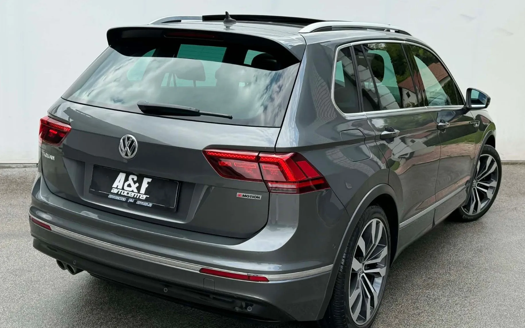 Zunanja slika - VW Tiguan - 2.0 TDI-4X4-DSG-R LINE-VIRTUAL-LIZING ZA TUJCE- - 5
