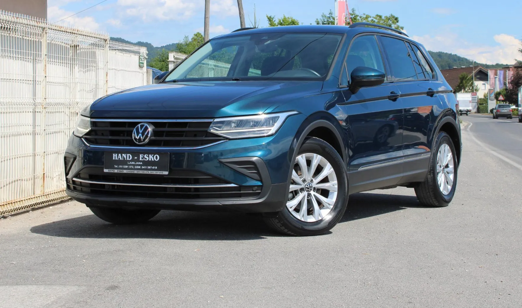 Zunanja slika - VW Tiguan - 2.0 TDI BMT Life DSG ALU LED PDC NOVI MODEL - 1