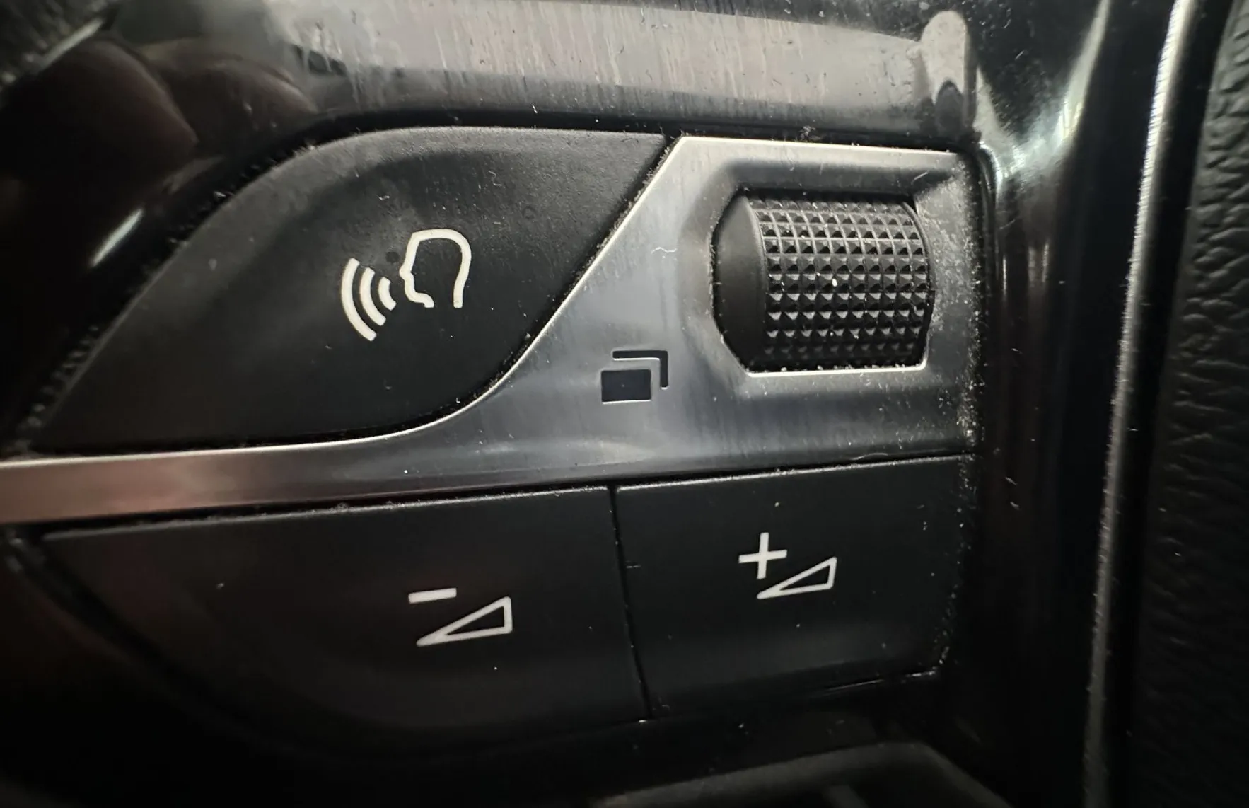Zunanja slika - Peugeot 5008 - 1.5HDI 96KW.KAMERA.LED.NAVI.AUT.7.SEDEŽ128.000 KM - 14