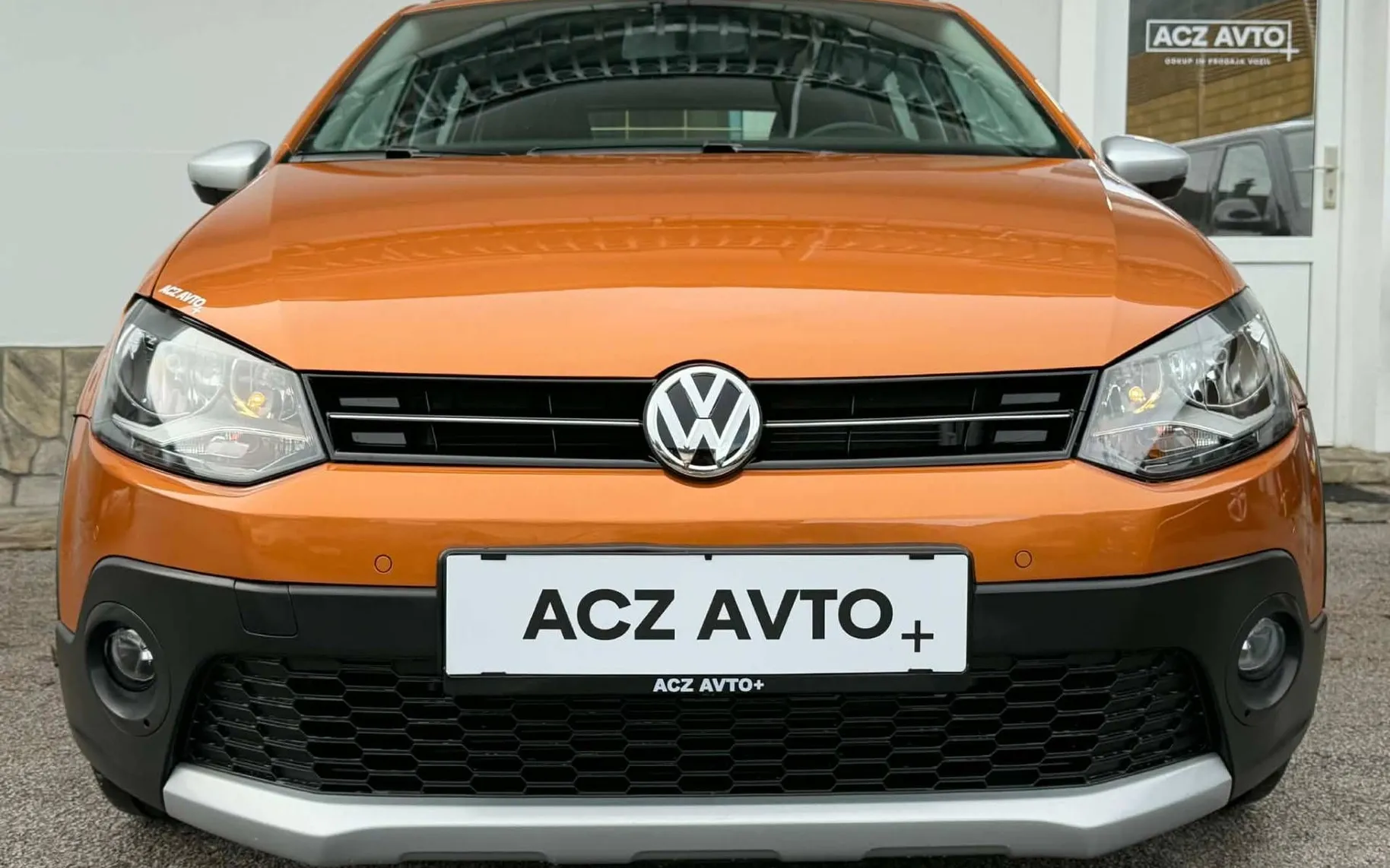 Zunanja slika - Volkswagen CrossPolo - 1.4 TDI•PDC SENZORJI•TEMPOMAT•138.000KM•ODLIČEN• - 2