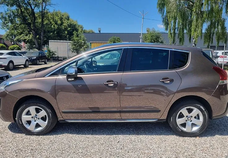 Zunanja slika - Peugeot 3008 - 1.2 PureTech Allure - HITRI KREDIT BREZ POLOGA - 2