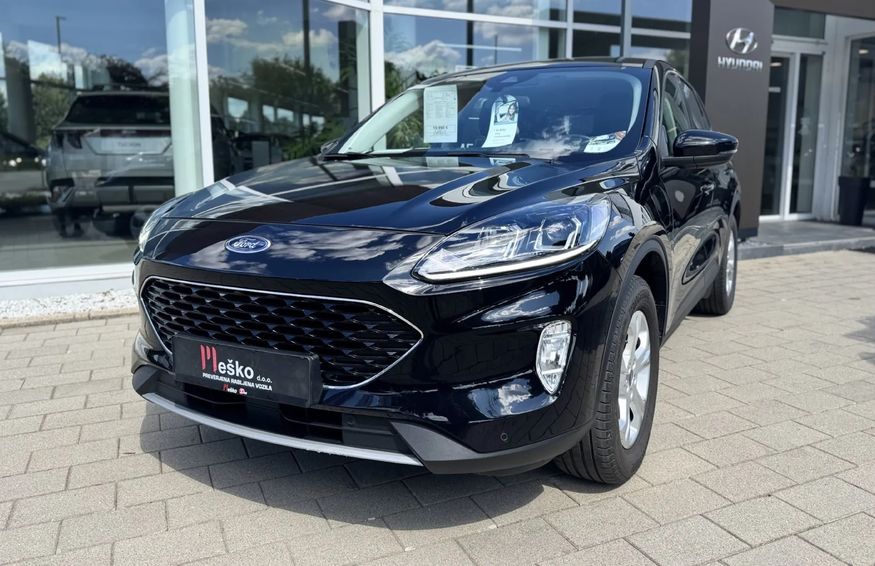 Zunanja slika - Ford Kuga - 2.0 PHEV-1last-navi-pdc-alu-acc-vl.kljuka-servisir - 1