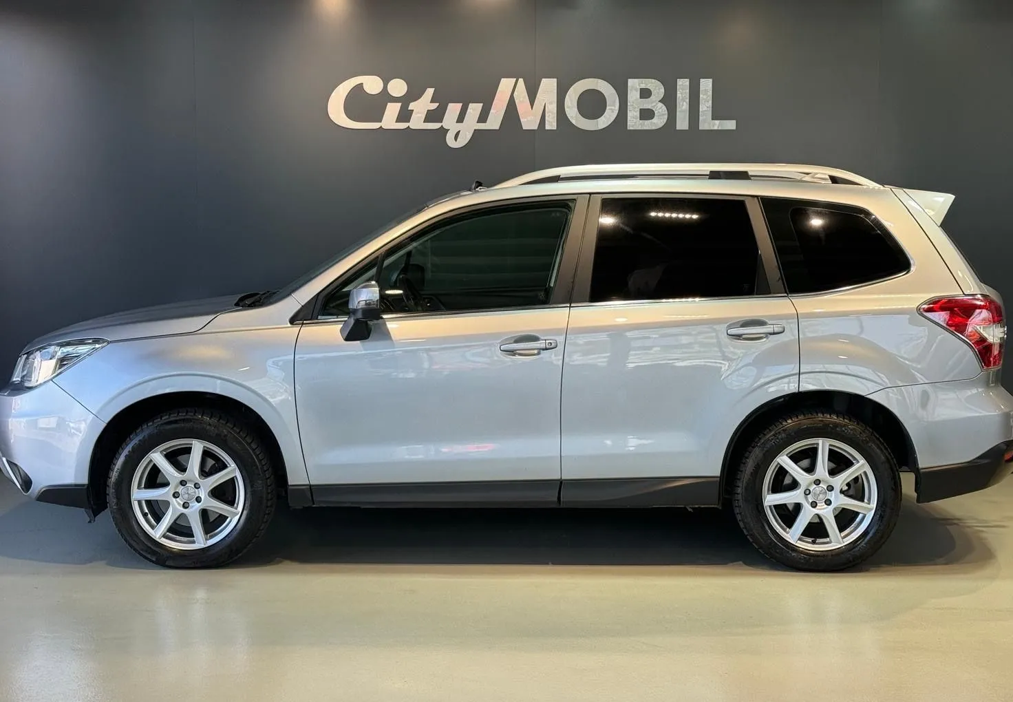 Zunanja slika - Subaru Forester - 2.0D-Sport-CVT-TEMPOMAT-STREŠNO OKNO-KAMERA-KLJUKA - 3