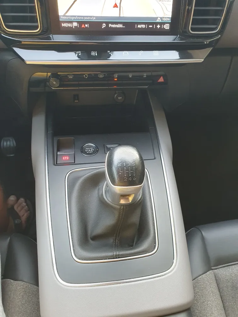Notranja slika - Citroën C5 - Aircross PureTech 130 S&S Shine - 20