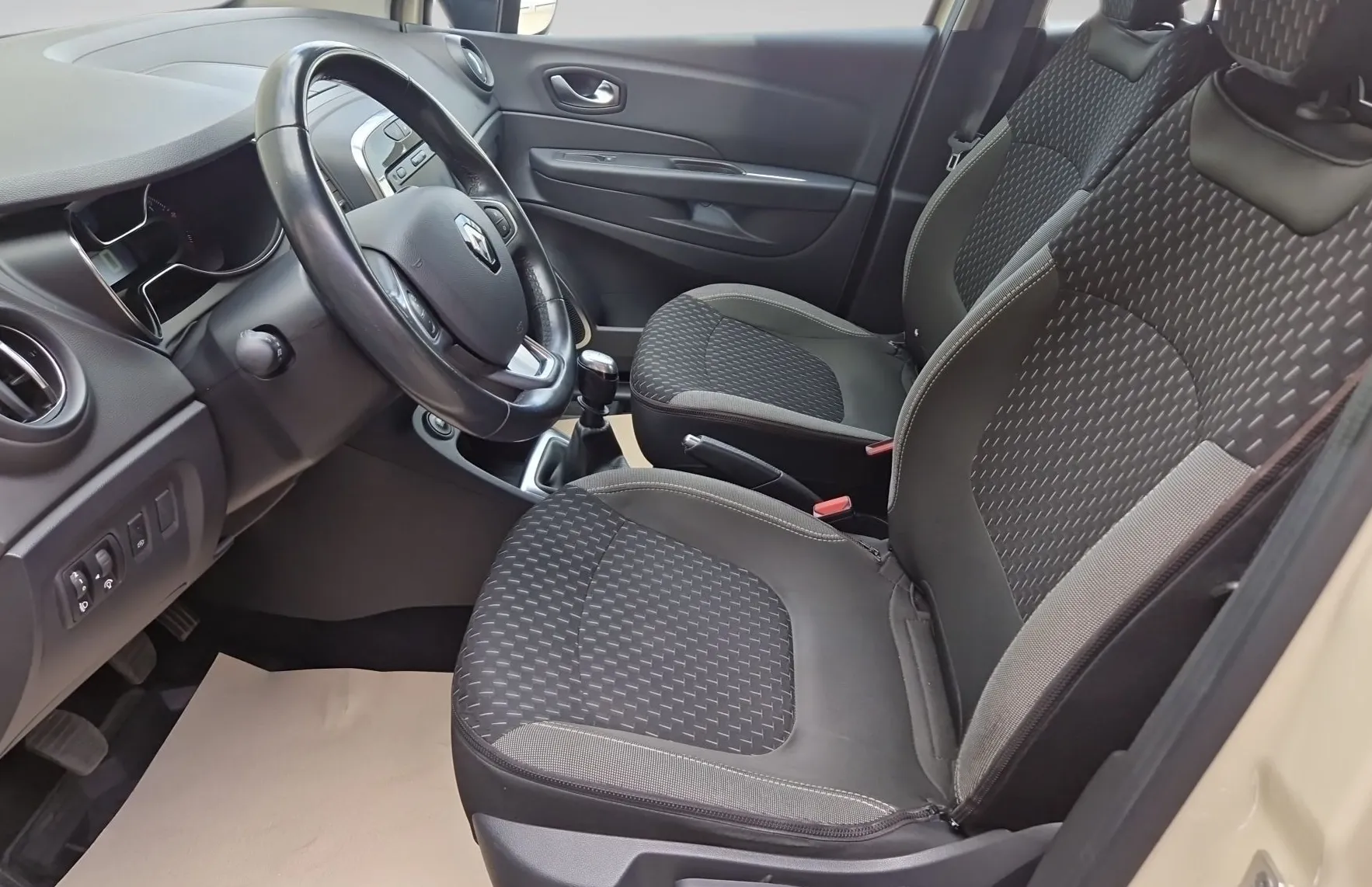 Zunanja slika - Renault Captur - Intens Energy TCe 120 - 13