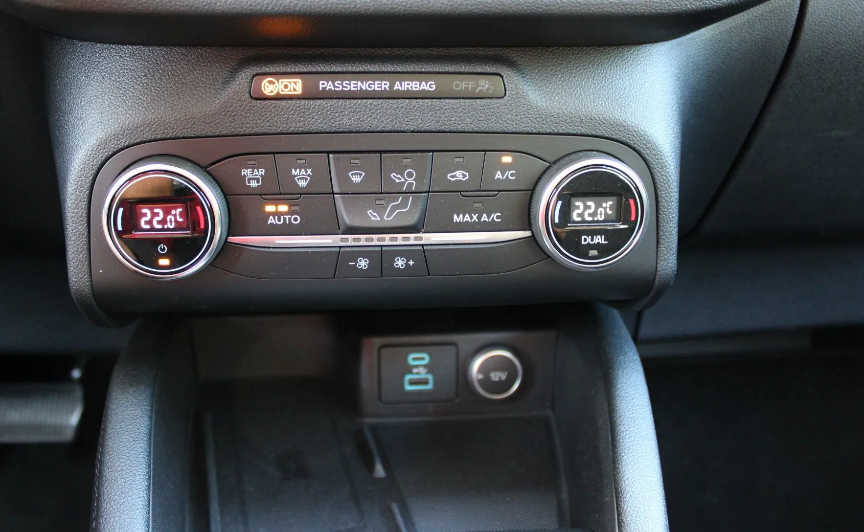 Zunanja slika - Ford Kuga - 2.5 PHEV 225 Titanium-NAVI-ALU-PDC - 20