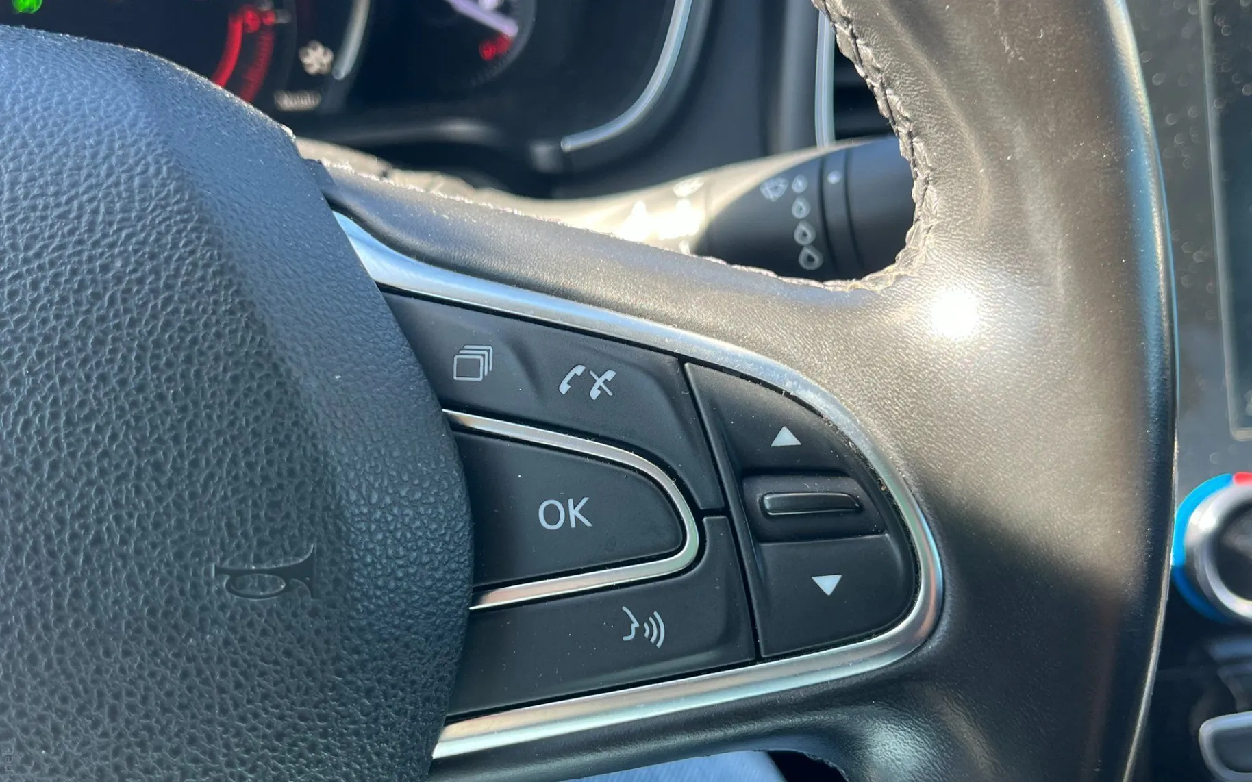 Zunanja slika - Renault Talisman - Blue dCi 160 Business EDC LED.NAVI.2XPDC.KAM.MASAŽ - 22
