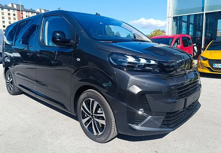 Zunanja slika - Peugeot Traveller - L2 2.2 BlueHDi 180 Business Vip EAT8-ACC-ZALOGA - 2