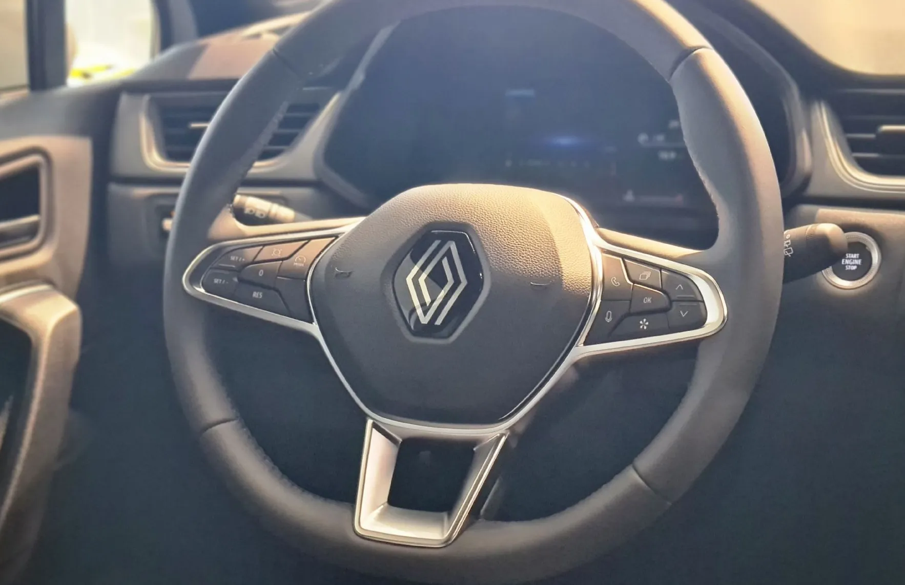 Zunanja slika - Renault Captur - TCe 140 techno - 8