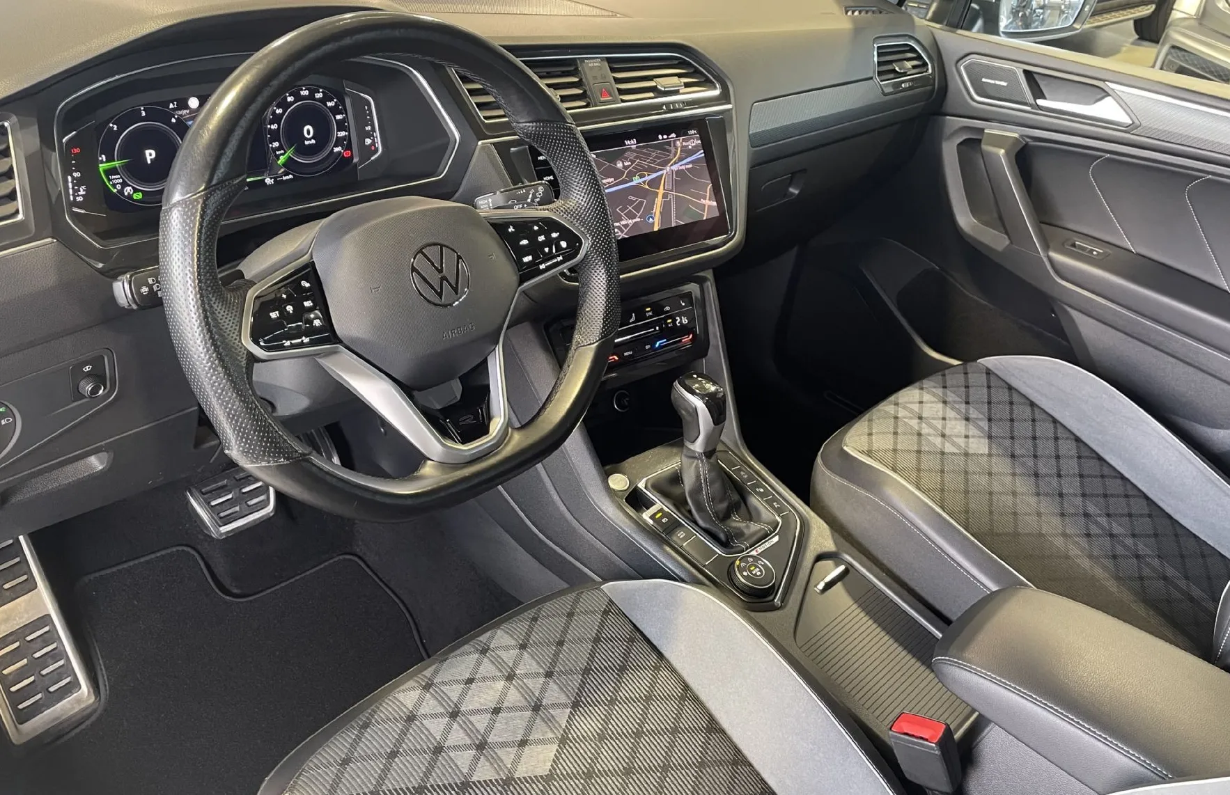 Zunanja slika - VW Tiguan Allspace - 4MOT R-LINE HEADUP-KEYLESS-VIRTUAL-360-KLJUKA-NAV - 10