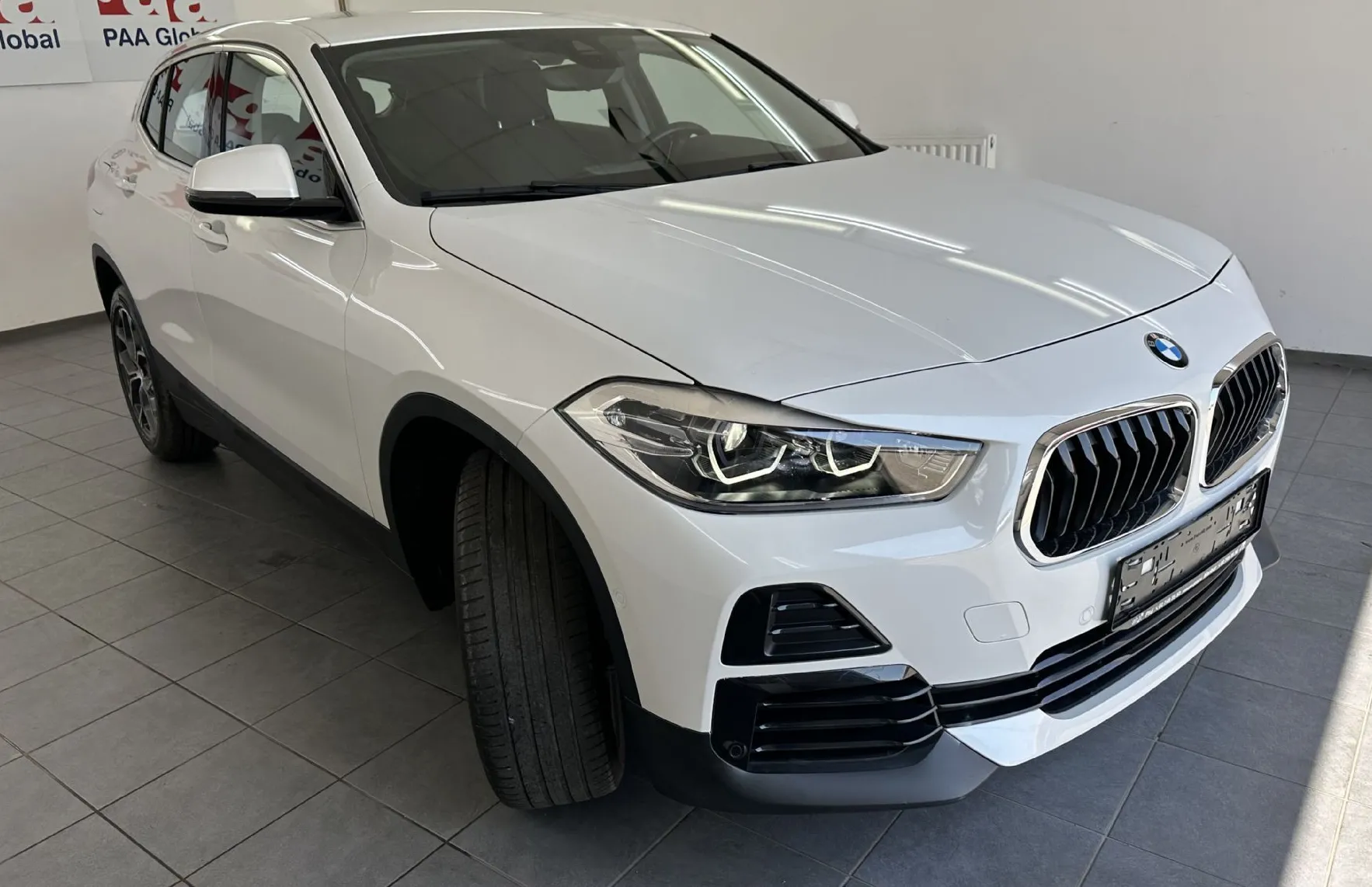 Zunanja slika - BMW X2 - serija : sDrive18i.NAVI.LED.PDC.2023.SAMO 33.000 KM.BENZIN - 1