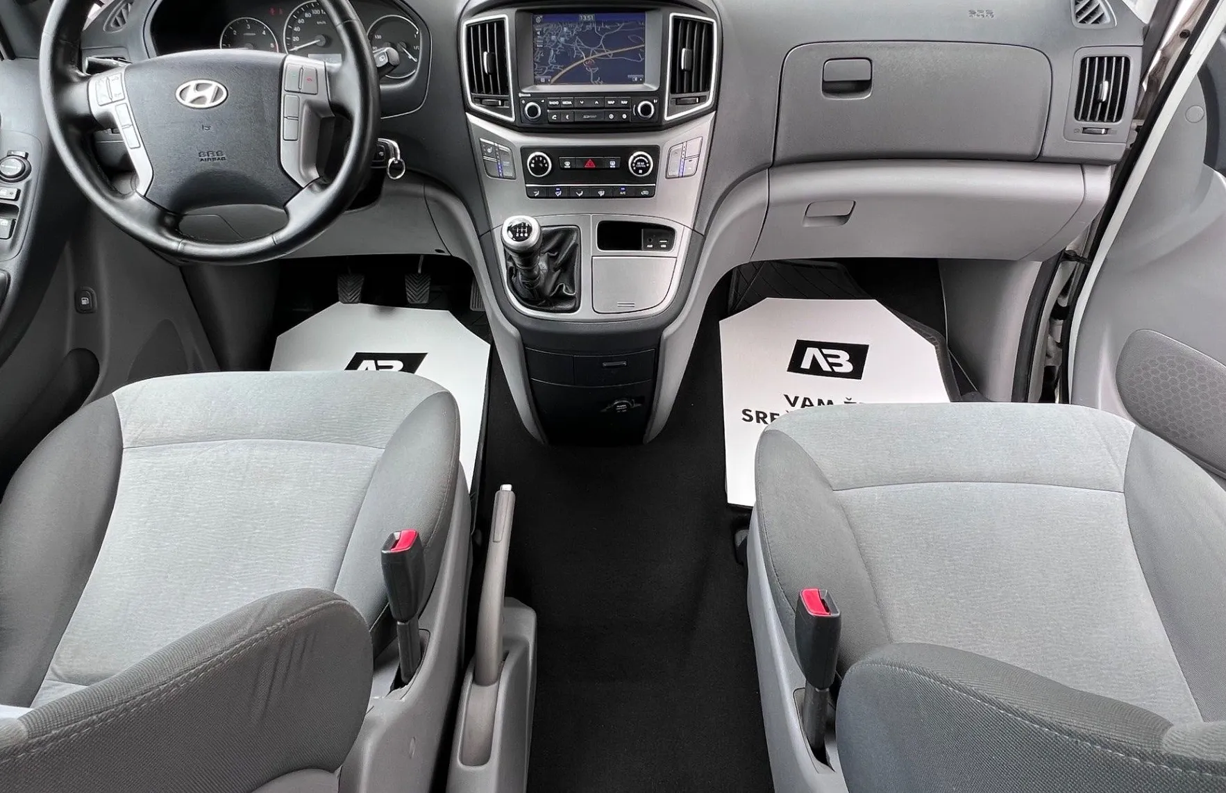 Zunanja slika - Hyundai H-1 - 2.5 CRDi+8SED+R.KAMERA+NAVI+3CONSKA KLIMA... - 12