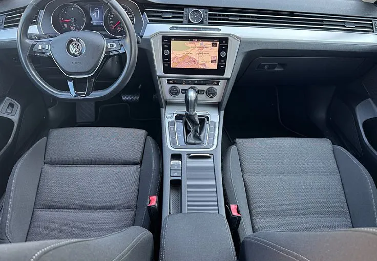 Zunanja slika - Volkswagen Passat - Variant 2.0 TDI Comfortline DSG-RADAR-SENZORJI-KREDIT - 9