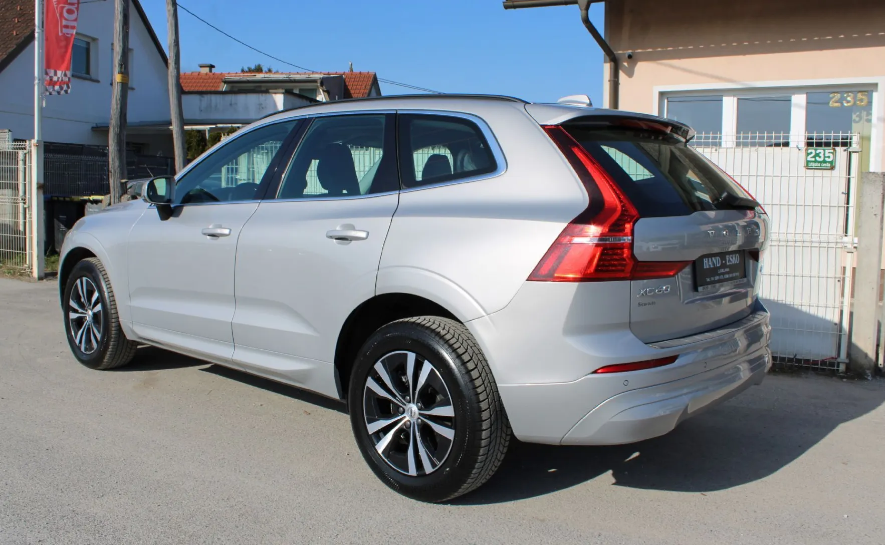 Zunanja slika - Volvo XC60 - B4D AUT Momentum -VIRTUAL-LED-KAMERA-NAVI-MEMORY - 9