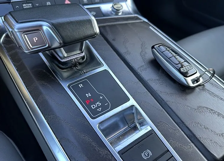 Zunanja slika - Audi A6 - Avant 2.0 TDI S tronic - 2.LASTNIK - ODLIČNO OHRANJEN - 9