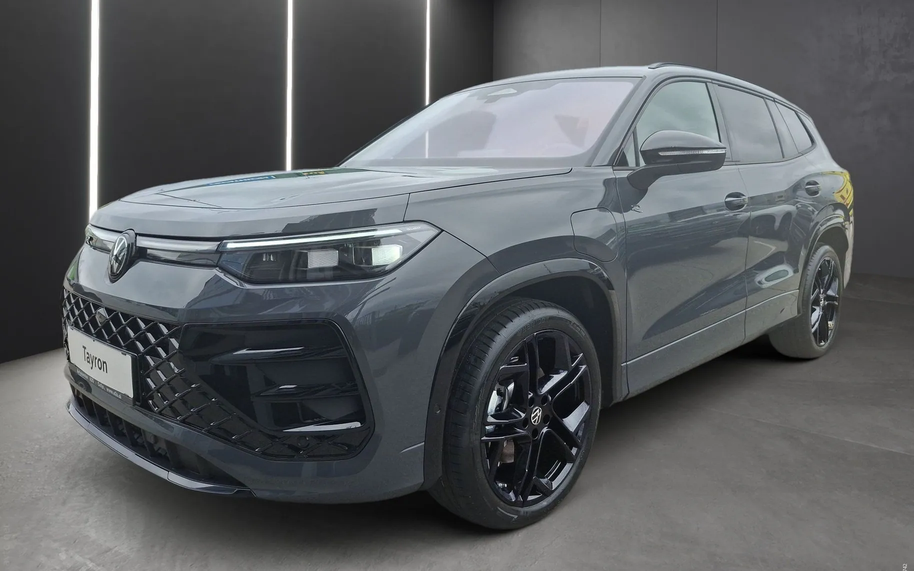 Zunanja slika - Volkswagen Tayron - 1.5 TSI eHybrid 4Joy DSG - 1
