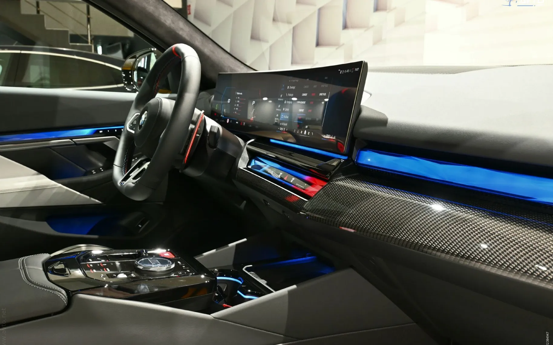 Notranja slika - BMW Serija 5 - BMW M5 AUT. - 12