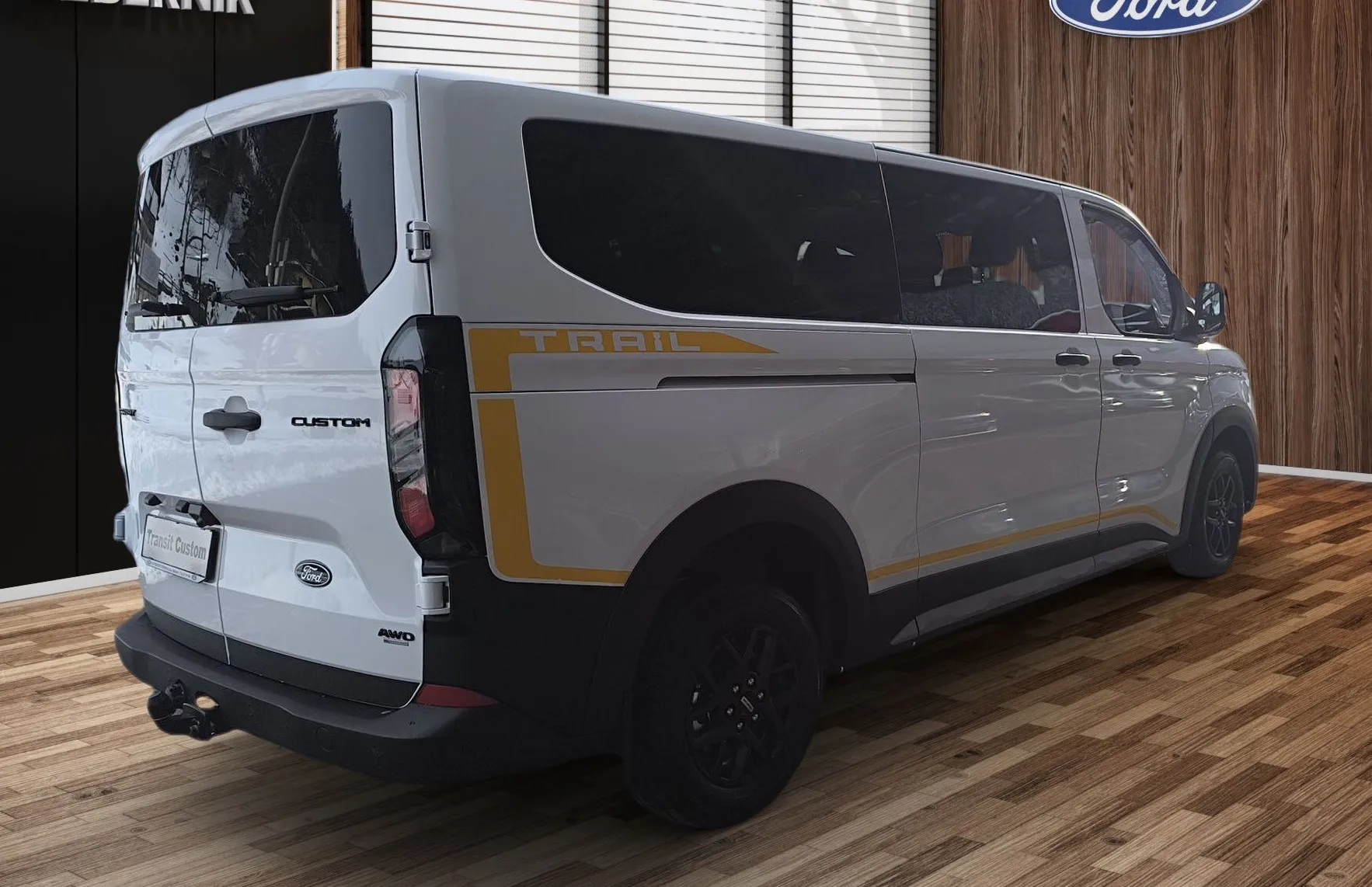 Zunanja slika - Ford E-Transit Custom - Transit Custom KOMBI TRAIL 2.0 TDCi 170 KM A8 L2H1 AWD-ZALOGA - 4