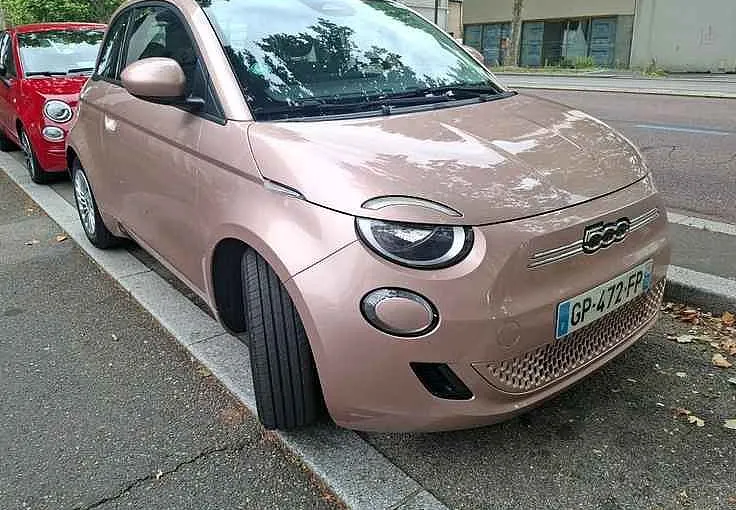 Zunanja slika - Fiat 500 - E 23.8 kWh PACK CONFORT - ODLIČEN - 2