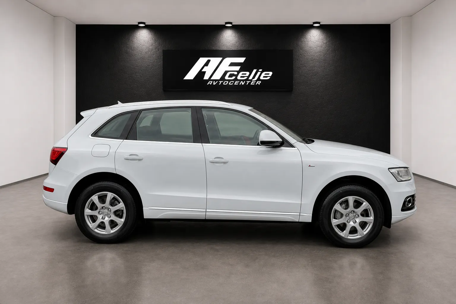 Zunanja slika - Audi Q5 - 2.0 TDI-Q-4X4-AUT-XENON+LED-LIZING ZA TUJCE- - 4