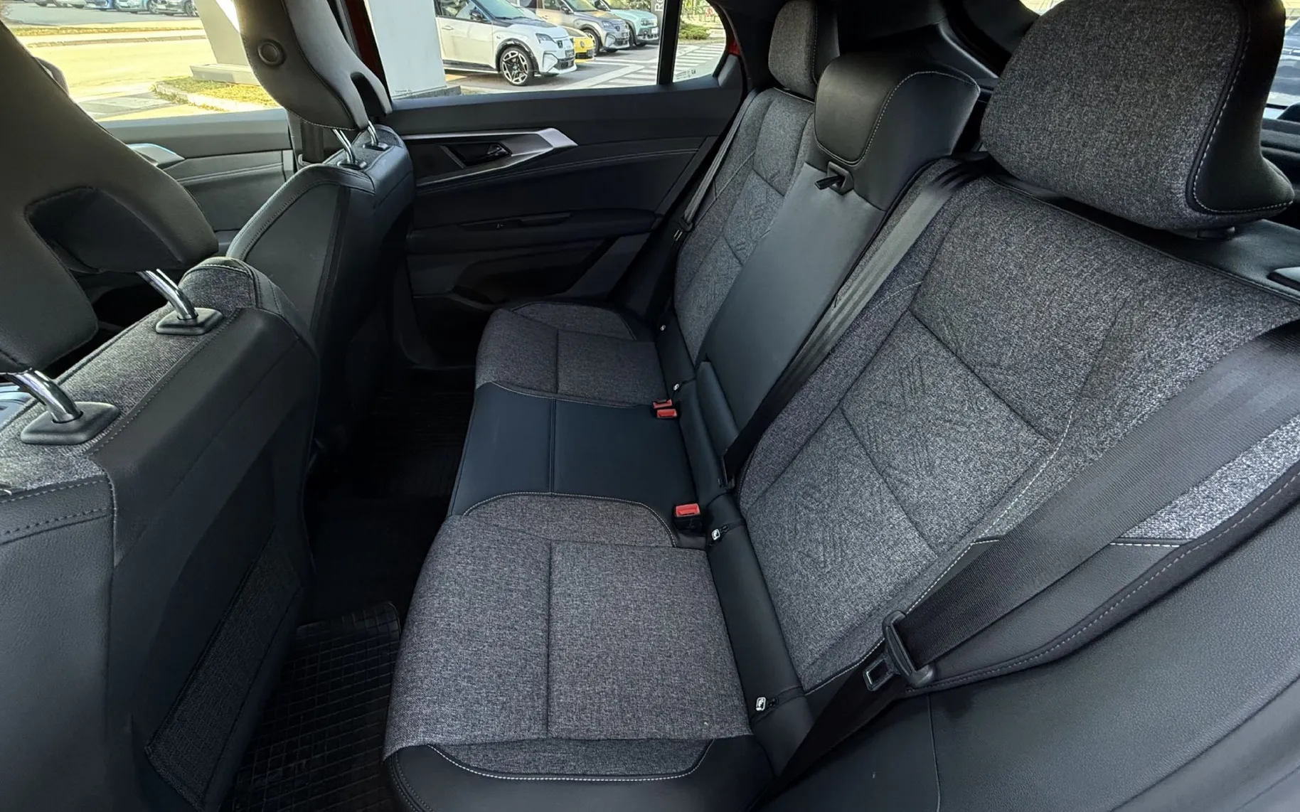 Zunanja slika - Renault Rafale - E-Tech full hybrid 200 techno - 12
