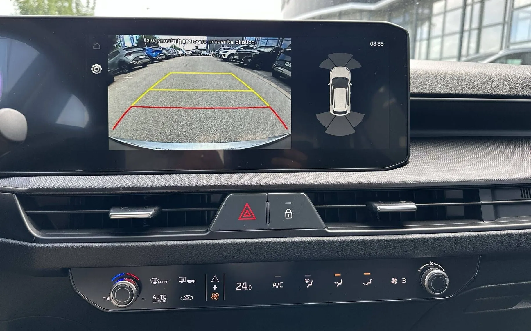 Notranja slika - KIA Stonic - 1.0 T-GDi LX Life - 17