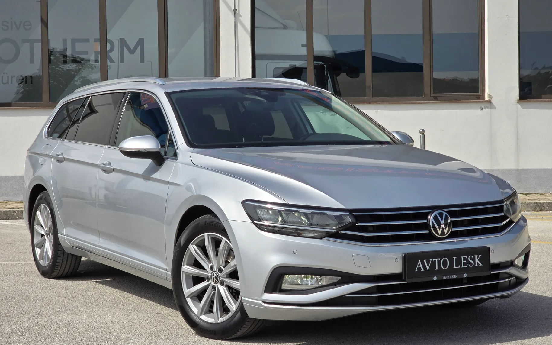 Zunanja slika - Volkswagen Passat - Variant 2,0 TDI BMT SCR Business DSG - 3