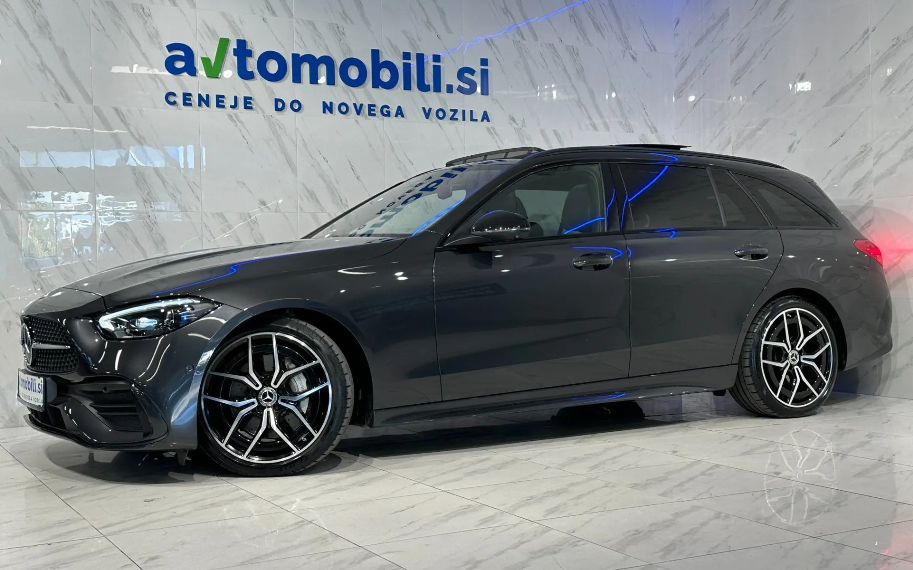 Zunanja slika - Mercedes-Benz C-Razred - 300d T |AMG Line|Panorama|360K|Memory|GretjeV|... - 2