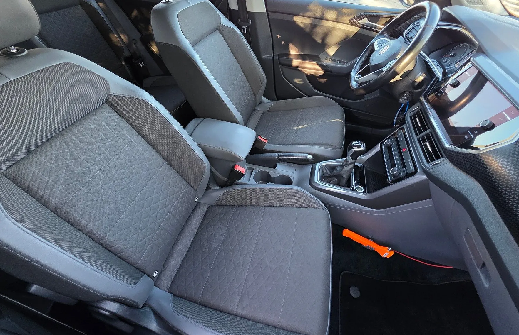 Zunanja slika - Volkswagen T-Cross - 1.0 TSI BMT STYLE LED-NAVI-ALU-PDC-1.LASTNIK - 13