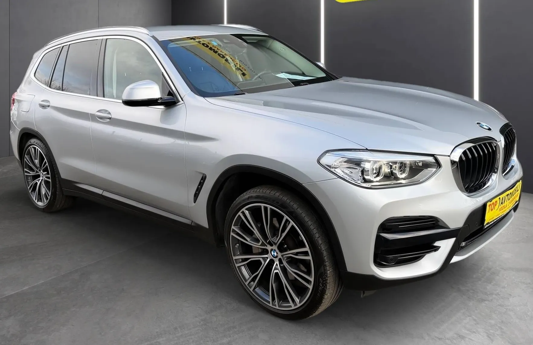 Zunanja slika - BMW X3 - serija : xDrive 20d FULL LED NAVIGACIJA TEMPOMAT PDC TOP - 5