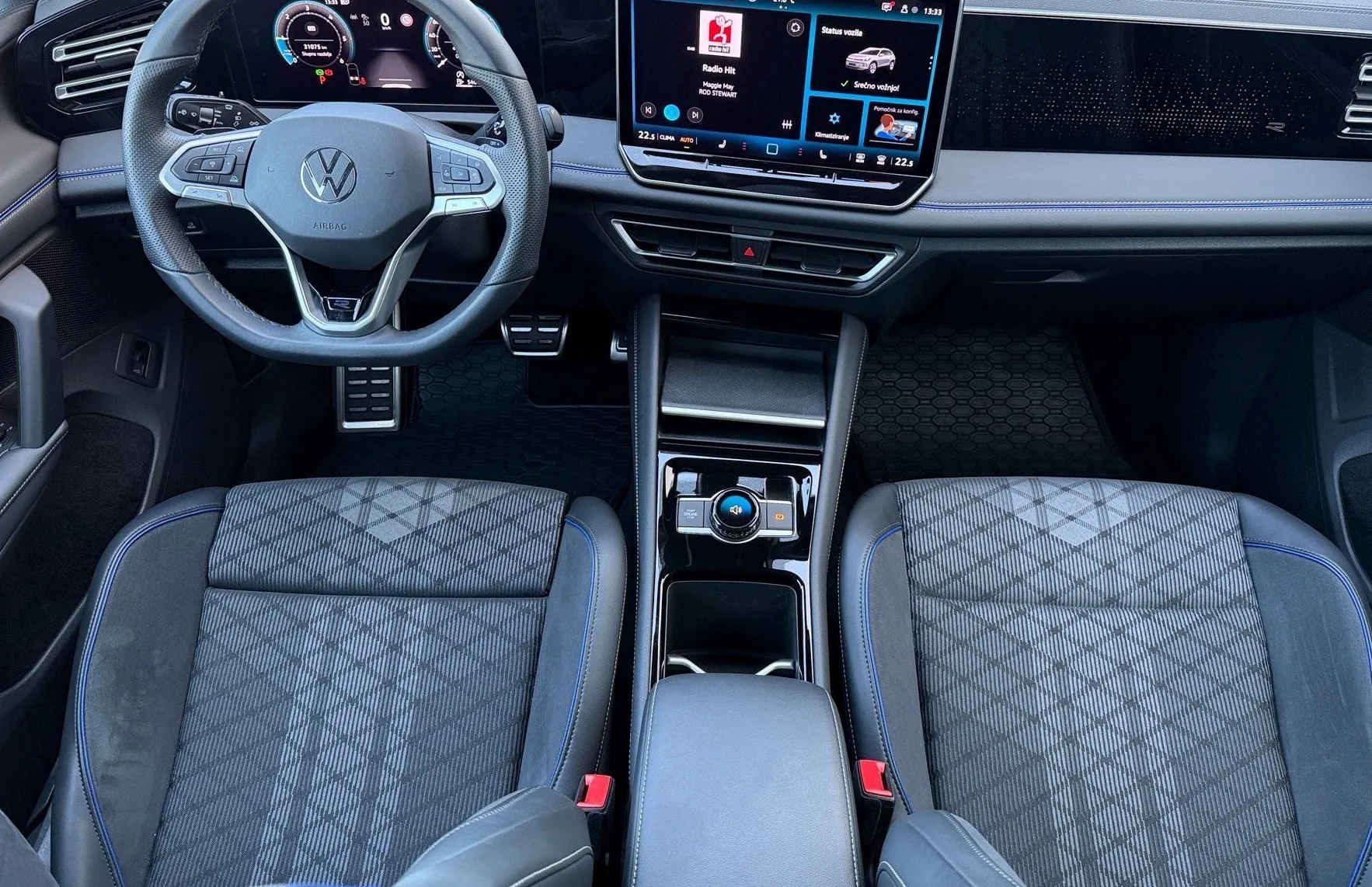Zunanja slika - VW Tiguan - 2.0 TDI DSG R-Line  4Joy - 10