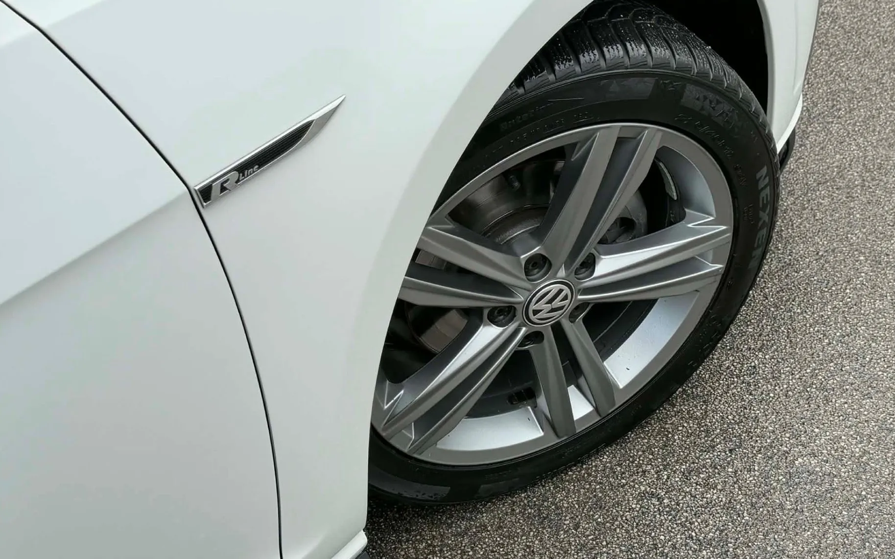 Zunanja slika - VW Golf - 1.6 TDI-R LINE-XENON+LED-LIZING ZA TUJCE-ACC- - 10