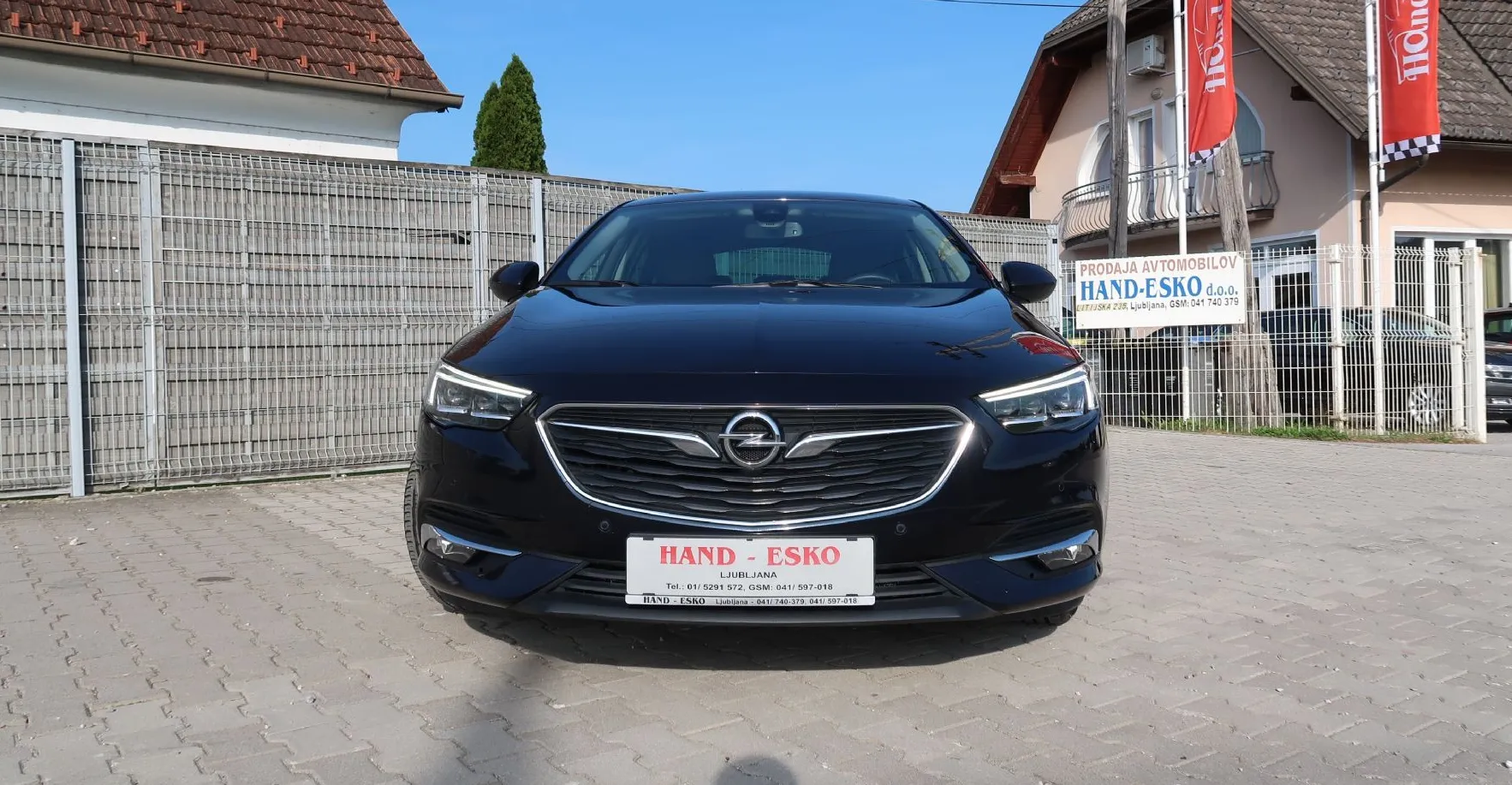 Zunanja slika - Opel Insignia - 1.6 ECOTEC CDTI 81KW INNOVATION-USNJE-KAMERA-LED - 2