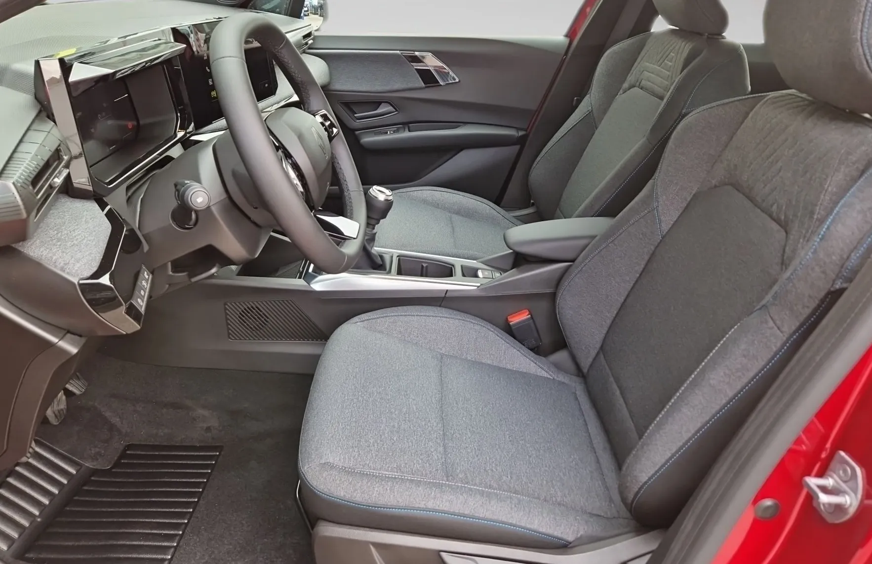 Zunanja slika - Renault Clio - TCe 115 Evolution + paket udobje in kamera - 15