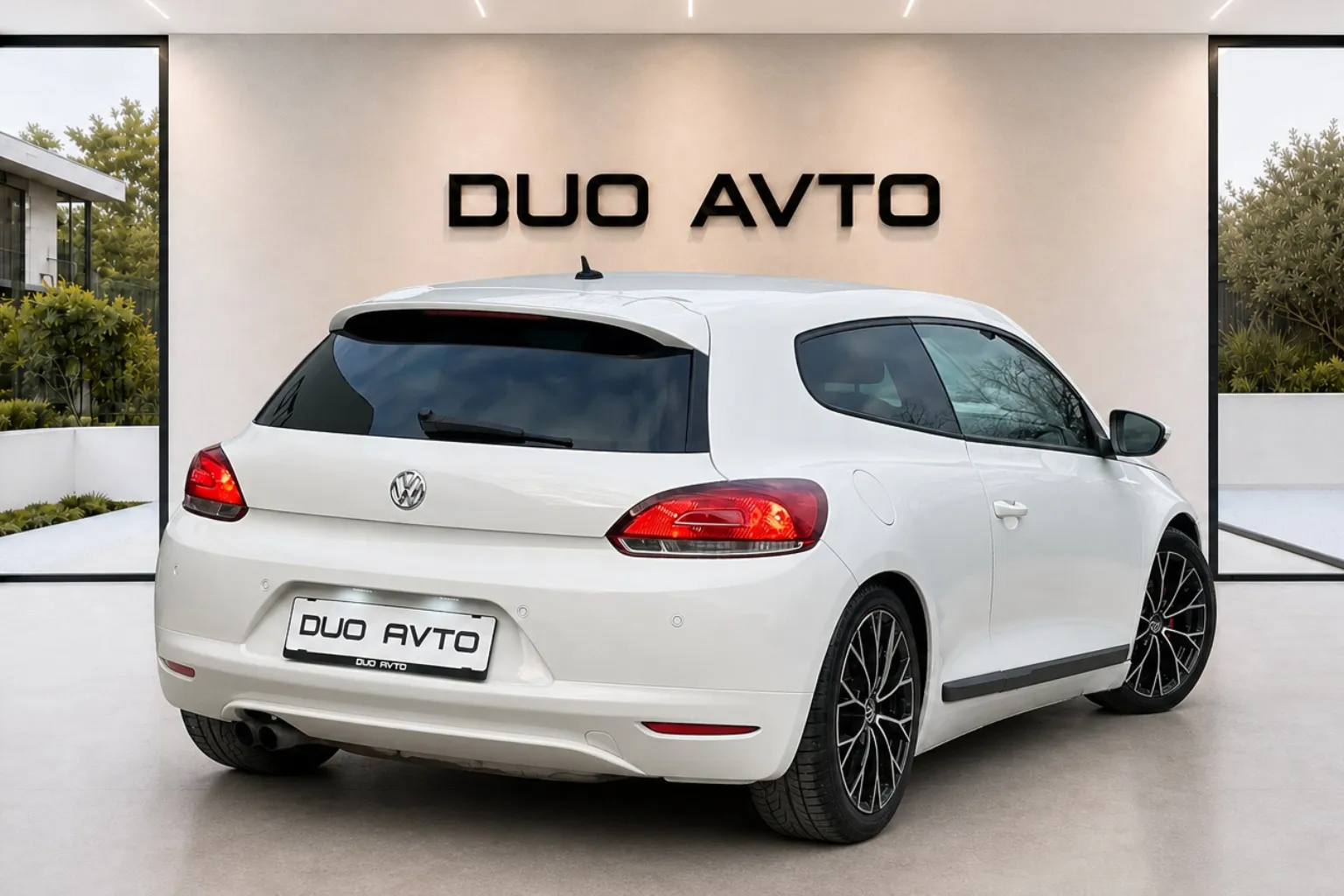 Notranja slika - Volkswagen Scirocco - 2.0 TDI 103kW Sport-K-2CON KLIMA-PDC-17 COL... - 9