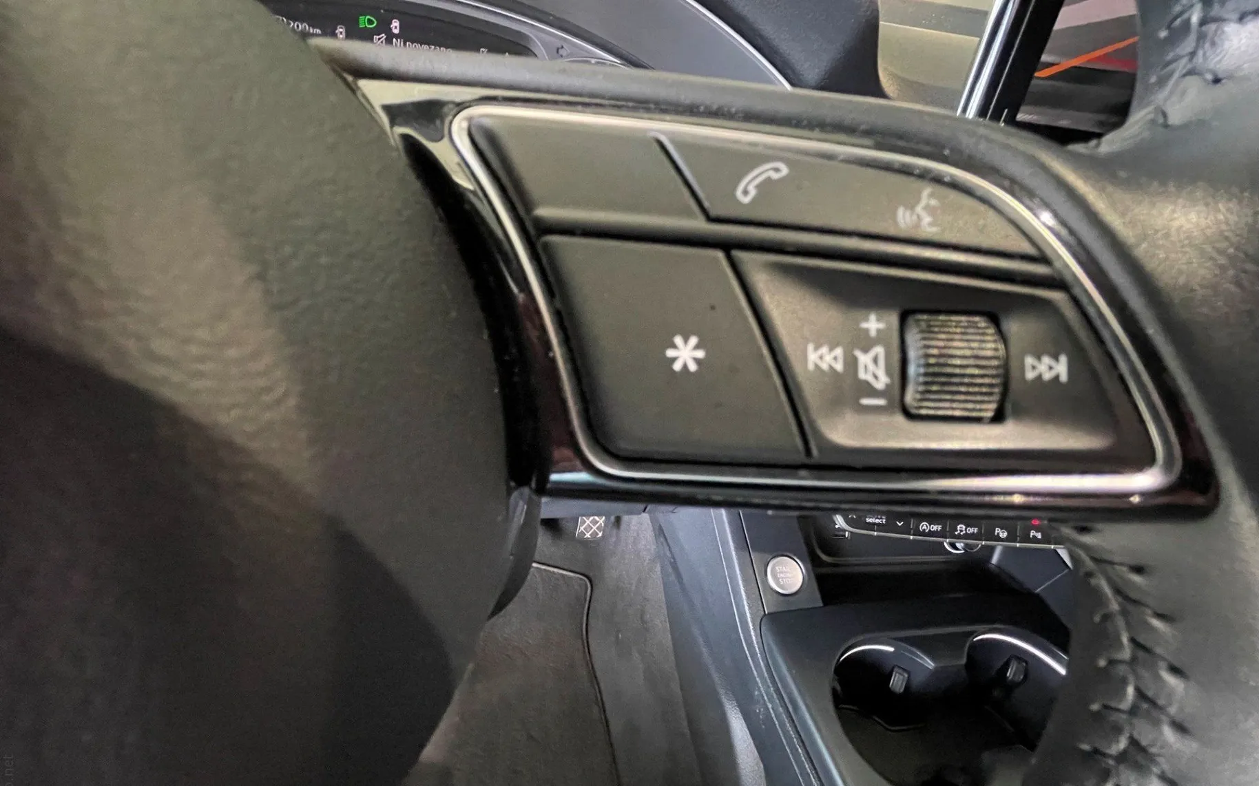 Zunanja slika - Audi A4 - 30 TDI S line S tronic LED. NAVI. KAMERA 360.PDC - 21