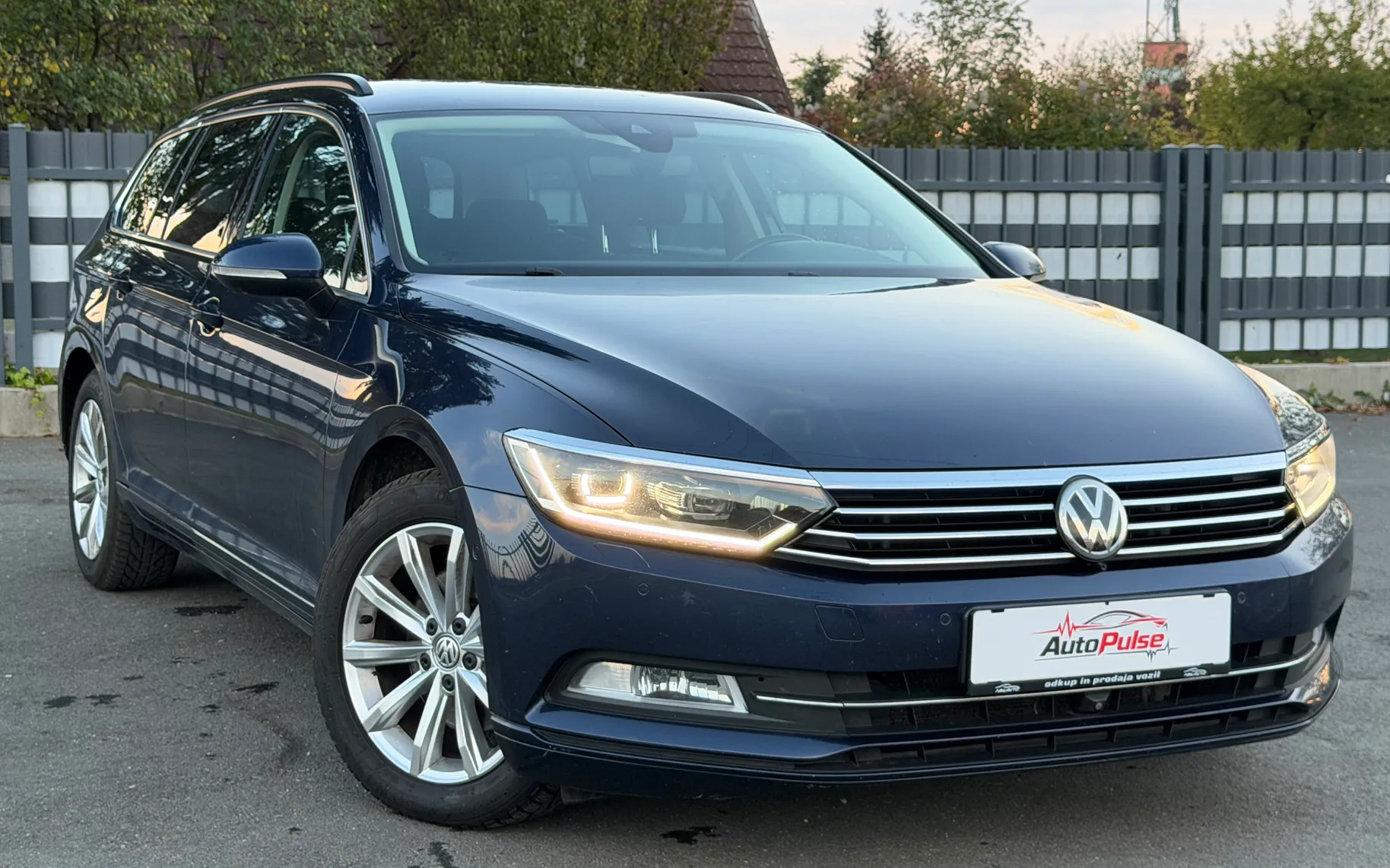 Zunanja slika - Volkswagen Passat - Variant 2,0 TDI BMT Highline DSG - 3