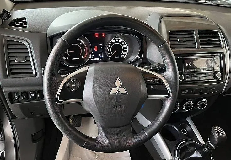 Zunanja slika - Mitsubishi ASX - 1.8 DI-D 4WD AS G INTENSE - 8