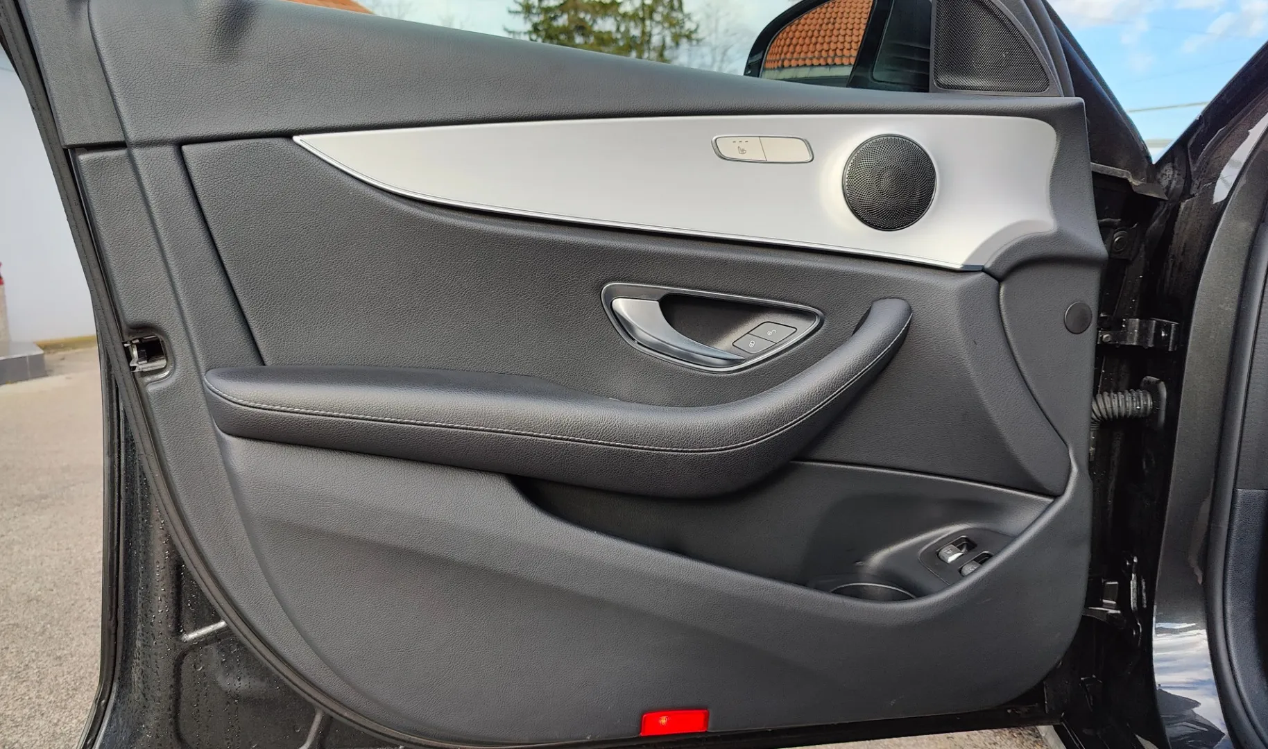 Zunanja slika - Mercedes-Benz E-Class - E300e PHEV ACC KAM NAVI LED PDC LANE VIRTUAL USNJE - 8